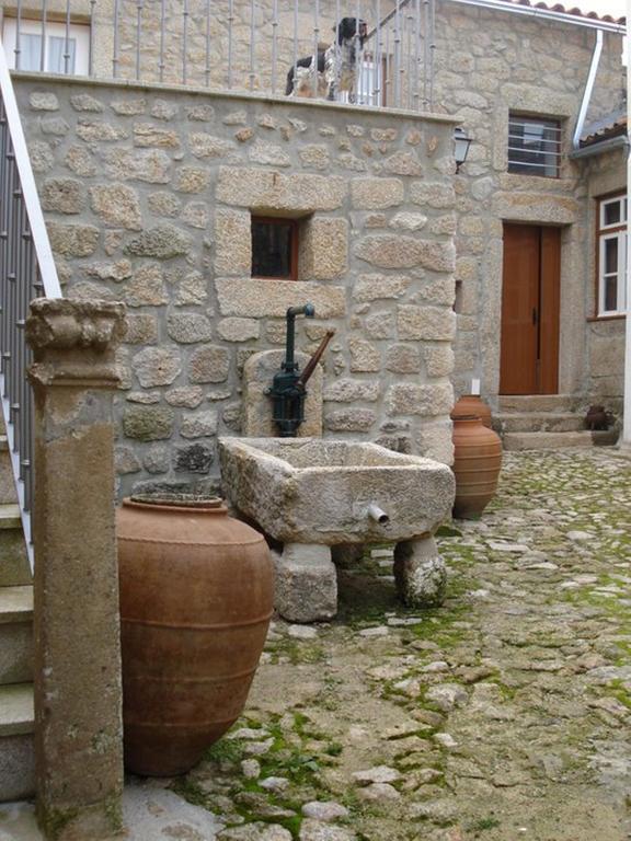 Casa Do Chafariz Ξενοδοχείο Monsanto Δωμάτιο φωτογραφία